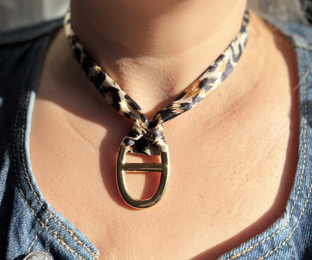 Collier ruban léopard & pendentif dorée - Acier inoxydable